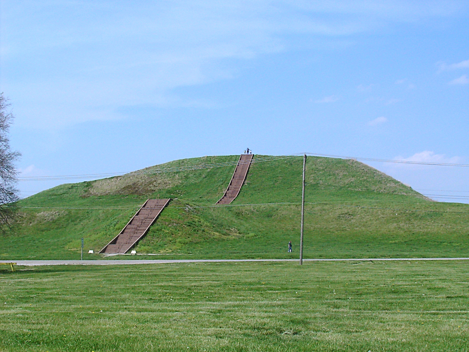 Monks Mound at the Cahokia Mounds State Historic Site in Illinois, the largest pre-Columbian earthen structure in North America