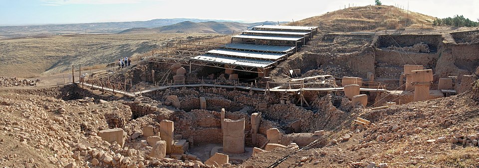 Stone enclosures with T-shaped pillars at Göbekli Tepe, Turkey