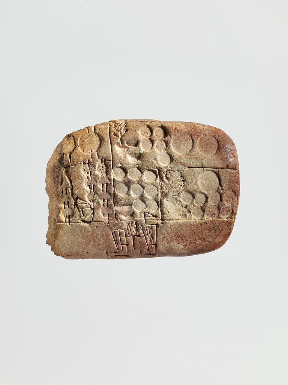 Cuneiform clay tablet recording an administrative account of barley and emmer distribution