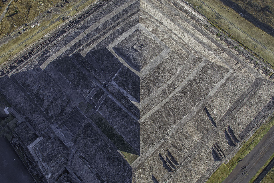 View of Teotihuacán's Avenue of the Dead with the Pyramid of the Sun in the background