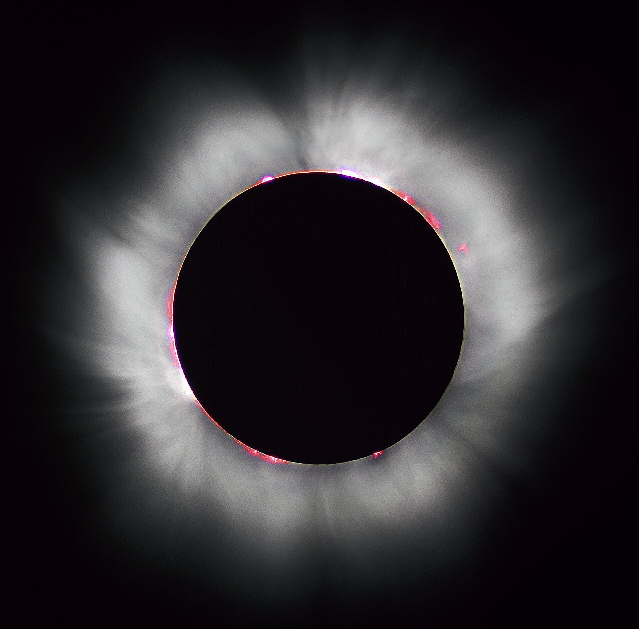 The solar corona visible during the total solar eclipse of 11 August 1999